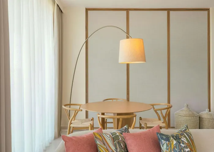 サルガードス デュナス スイート 5*